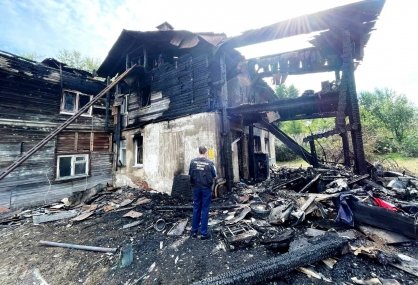 В Слободском следователи устанавливают обстоятельства пожара, в результате которого погибла женщина